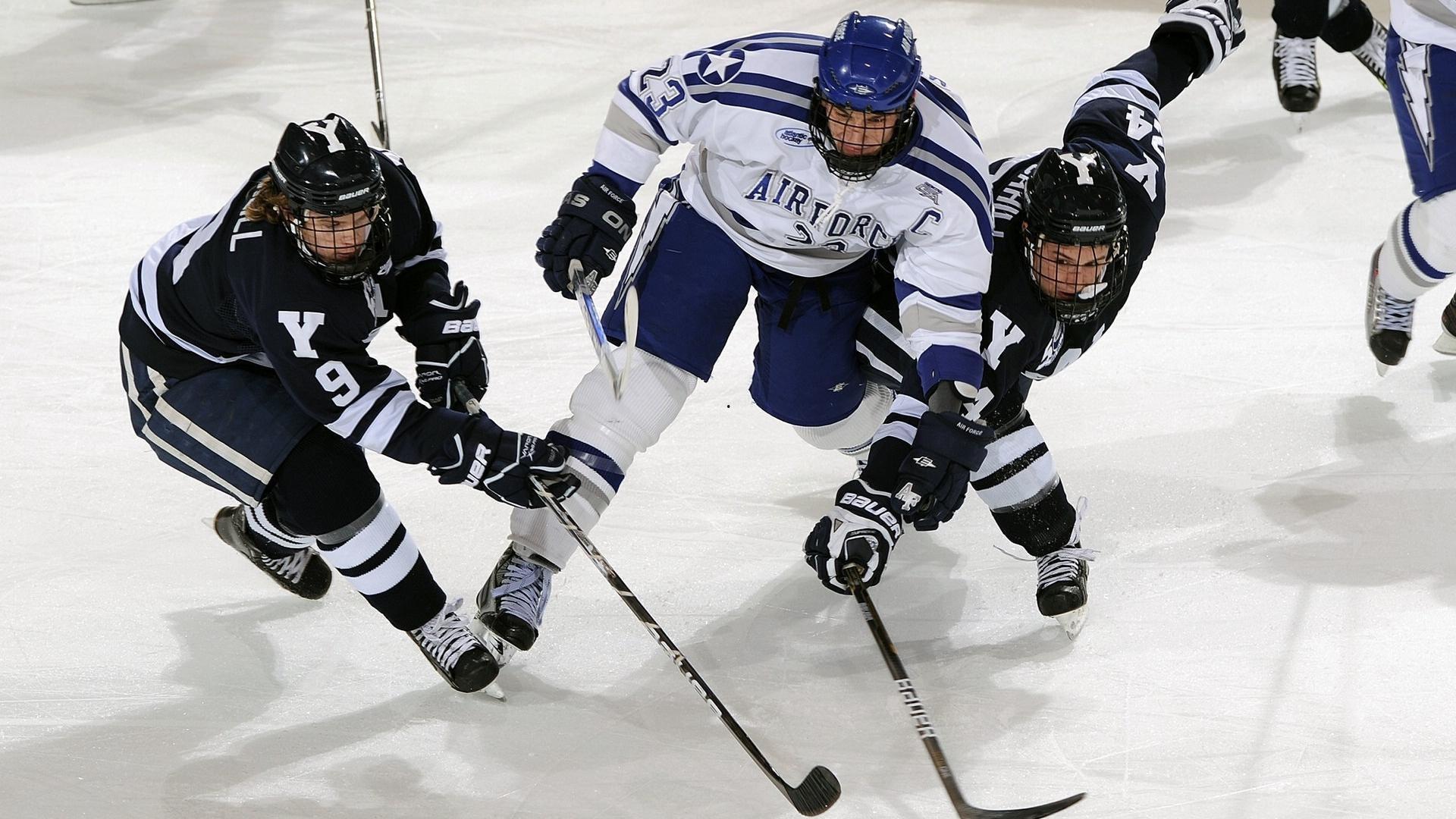 最团结的中国男篮背后,是冲破质疑的郭士强